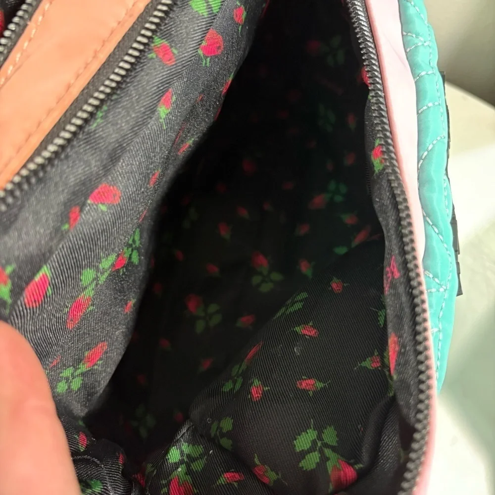 Betsey johnson weekender double zip make-up/toiletries bag